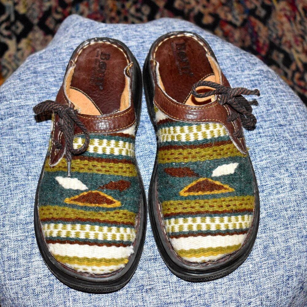 Born tapestry mules 7.5 US